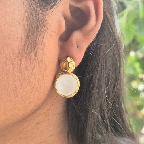 Pearl Glow Drop Earrings – Luxe Meets Nature