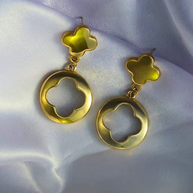 Golden Clover Drop Earrings — Modern Elegance