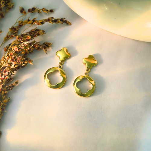Golden Clover Drop Earrings — Modern Elegance
